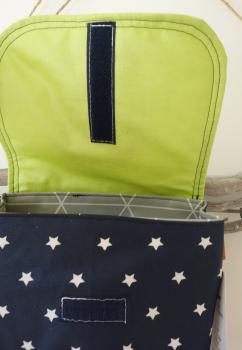 wasserfeste Lenkertasche mit Klappe Fußball mit Wunschname grün navy