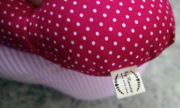 Nackenkissen Leseherz Herzkissen pink rosa, Wunschname wählbar