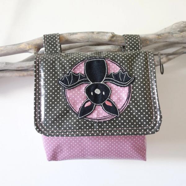 wasserfeste Lenkertasche mit Klappe Fledermaus mit Wunschname Lila Grau