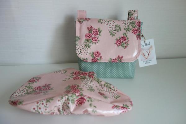 Lenkertasche / Sattelbezug Fahrradsattelschoner mit Blumen altrosa pastell grün, wasserabweisend aus beschichteter Baumwolle