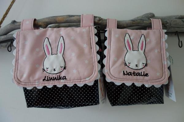 wasserfeste Lenkertasche Hase mit Wunschname in rosa schwarz