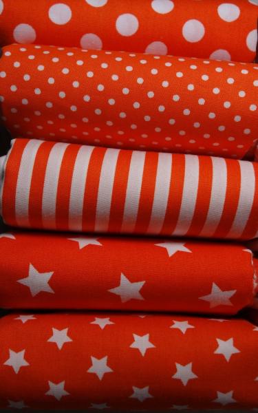 Baumwollstoff orange Streifen Punkte Herzen Karo Sterne